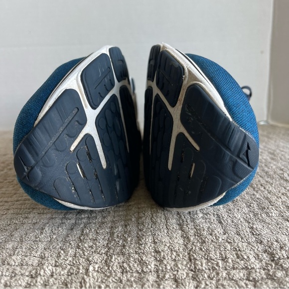 Mizuno Waverider 25 (Men's) Imperial Blue Size 12 - Picture 7 of 13